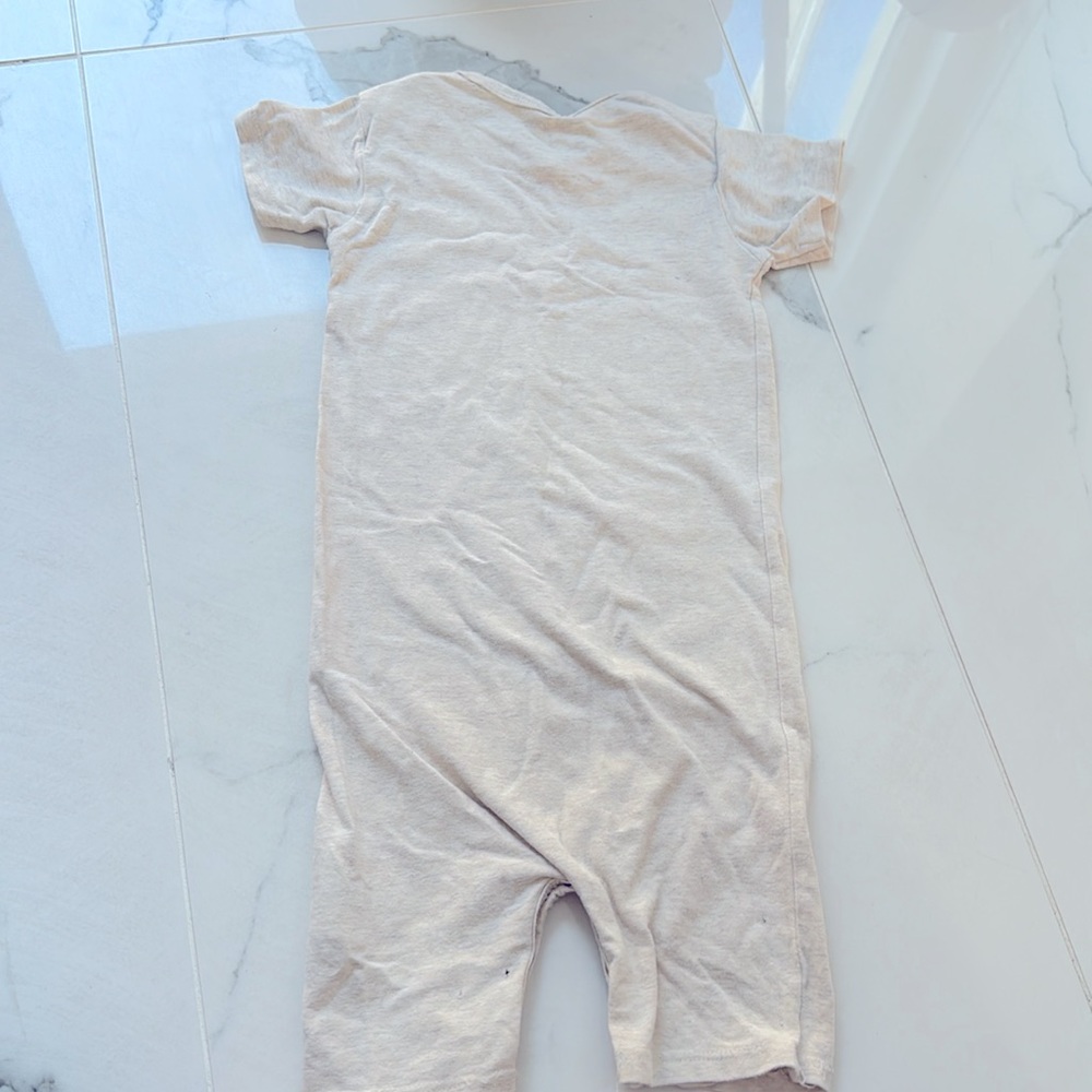 Soft Gallery romper - Picture 3 of 4